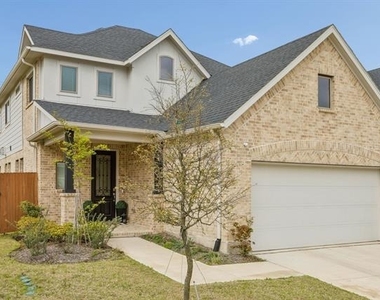 4101 Valley Mills Drive - Photo Thumbnail 1