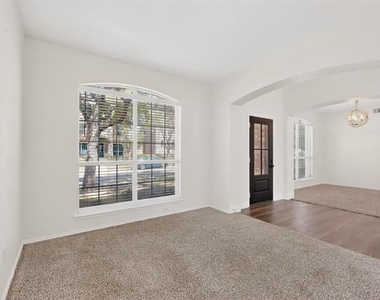 12047 Del Rio - Photo Thumbnail 23
