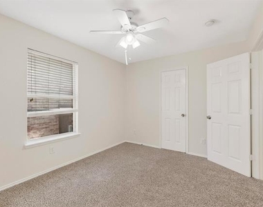 12047 Del Rio - Photo Thumbnail 19