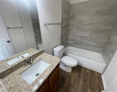 1513 Liberty Lane - Photo Thumbnail 10