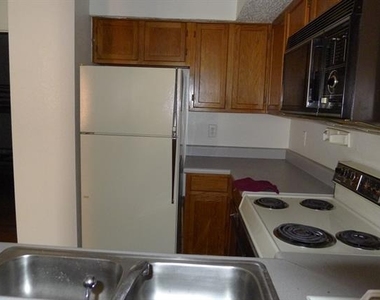 9835 Walnut Street - Photo Thumbnail 7