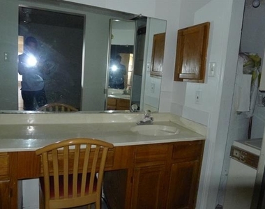 9835 Walnut Street - Photo Thumbnail 8