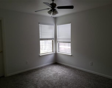 13631 Biggs Street - Photo Thumbnail 13