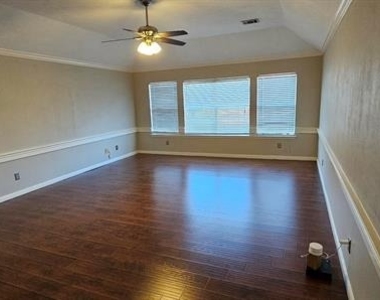 1813 Weanne Drive - Photo Thumbnail 25