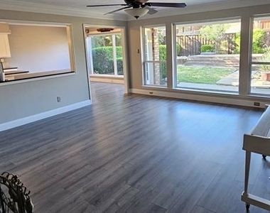 1813 Weanne Drive - Photo Thumbnail 11
