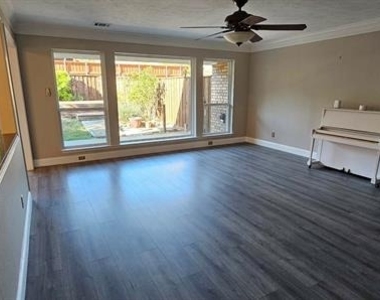1813 Weanne Drive - Photo Thumbnail 14