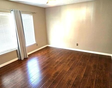 1813 Weanne Drive - Photo Thumbnail 27