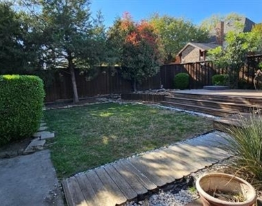 1813 Weanne Drive - Photo Thumbnail 33