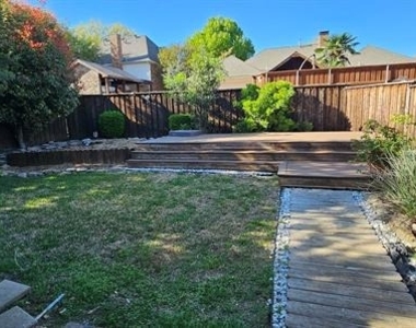 1813 Weanne Drive - Photo Thumbnail 31