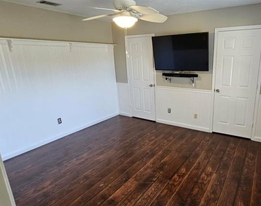 1813 Weanne Drive - Photo Thumbnail 19