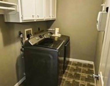 1813 Weanne Drive - Photo Thumbnail 30