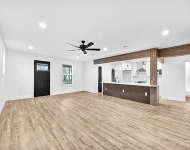 9101 Oels Street - Photo Thumbnail 9