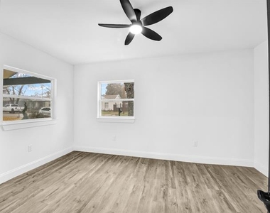 9101 Oels Street - Photo Thumbnail 20