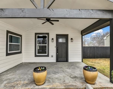 9101 Oels Street - Photo Thumbnail 2