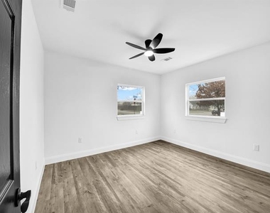 9101 Oels Street - Photo Thumbnail 22