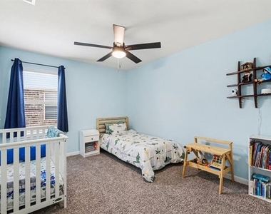 706 Spur Ridge - Photo Thumbnail 24