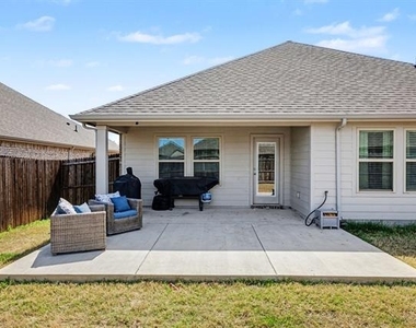706 Spur Ridge - Photo Thumbnail 32
