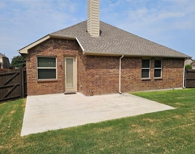 4012 Eaton Park Drive - Photo Thumbnail 22