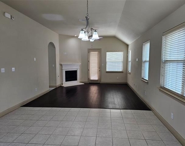 4012 Eaton Park Drive - Photo Thumbnail 10