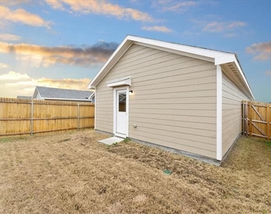 211 Herman Lane - Photo Thumbnail 37
