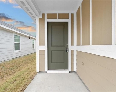 211 Herman Lane - Photo Thumbnail 1