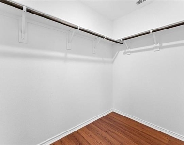 211 Herman Lane - Photo Thumbnail 34