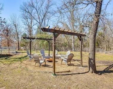 5248 Sam Houston Drive - Photo Thumbnail 23