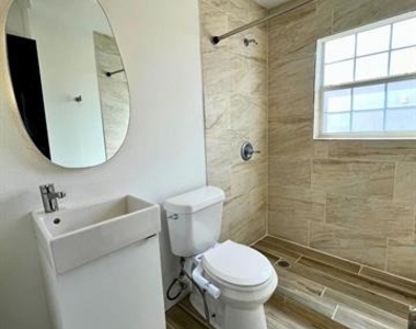 217 Adrian Drive - Photo Thumbnail 7