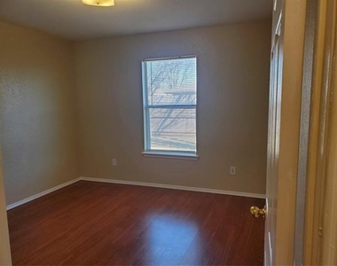 9290 Crimnson Court - Photo Thumbnail 2