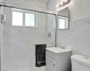 1633 Se 5th Court - Photo Thumbnail 8