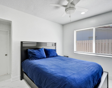 1633 Se 5th Court - Photo Thumbnail 14