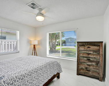 1633 Se 5th Court - Photo Thumbnail 10