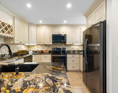 2703 N Fairway Dr Drive N - Photo Thumbnail 3