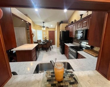 6108 Petunia Road - Photo Thumbnail 7