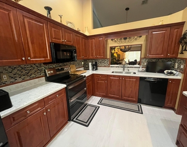 6108 Petunia Road - Photo Thumbnail 4