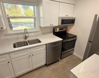 3933 Inwood Road - Photo Thumbnail 1