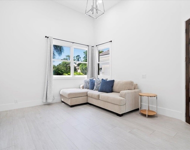 2313 Golf Brook Drive - Photo Thumbnail 22