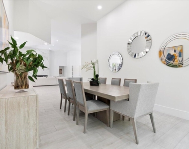 2313 Golf Brook Drive - Photo Thumbnail 6