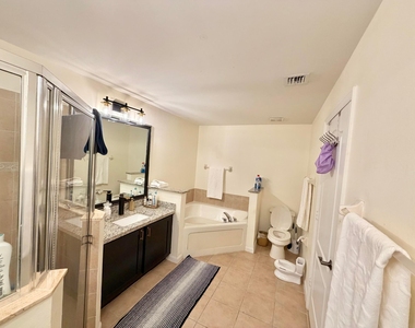 159 Berenger Walk - Photo Thumbnail 10