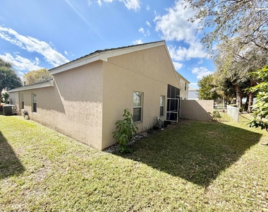 159 Berenger Walk - Photo Thumbnail 15