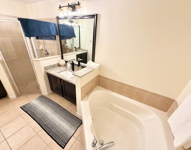 159 Berenger Walk - Photo Thumbnail 11