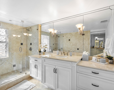 820 Palm Trail - Photo Thumbnail 24