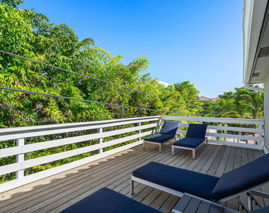 820 Palm Trail - Photo Thumbnail 31