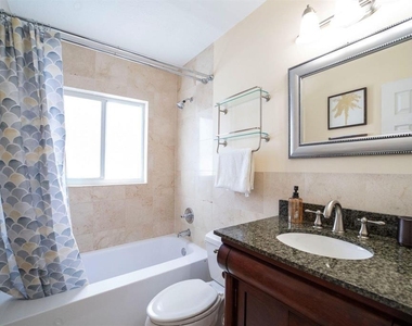 2101 Ne 15th Street - Photo Thumbnail 30
