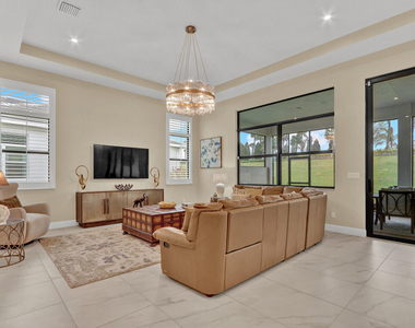 9204 Sw Arco Way - Photo Thumbnail 15