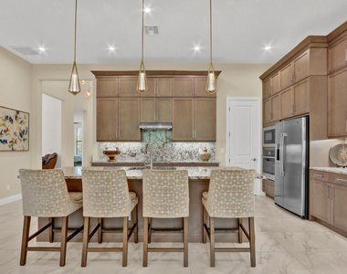 9204 Sw Arco Way - Photo Thumbnail 9