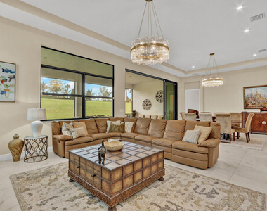 9204 Sw Arco Way - Photo Thumbnail 17