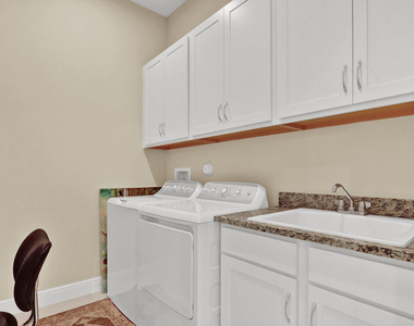 9204 Sw Arco Way - Photo Thumbnail 35
