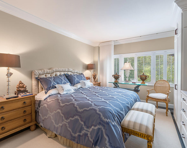 250 Bradley Place - Photo Thumbnail 9