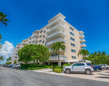 250 Bradley Place - Photo Thumbnail 29